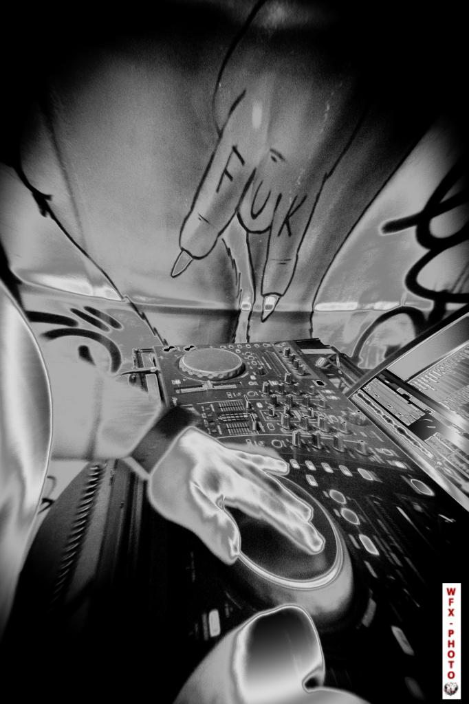 FREAK & CIES #2 - le 21.04.2012-22