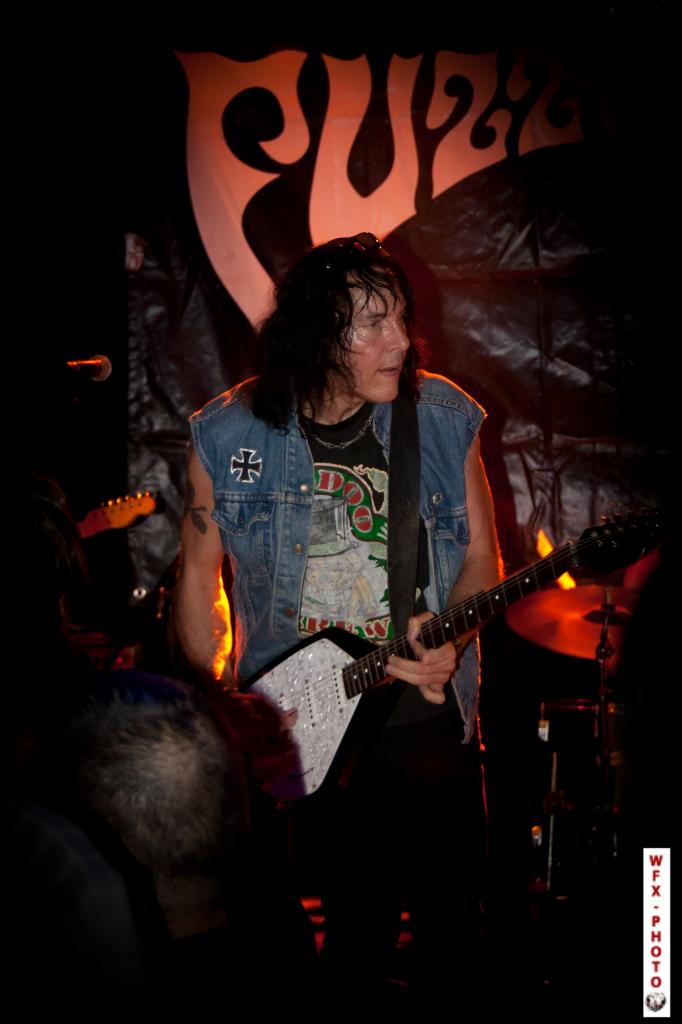 THE FUZZTONES + CREATURES OF KONTRAST le 17.04.2012-25